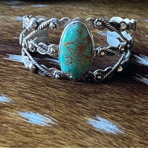 🛑SOLD🛑Gorgeous Vintage Coin Silver & Turquoise cuff